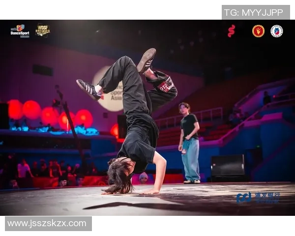 北京街舞队的反击之路:挑战与机遇并存的精彩瞬间 北京街舞队的反击之路:挑战与机遇并存的精彩瞬间